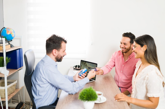 EōS Family Plan: Costs, Benefits, Eligibility, and How It Works